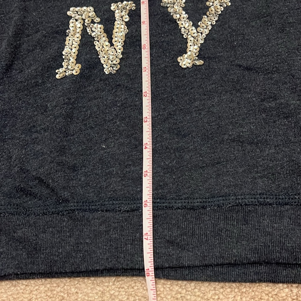 Sweatshirt - Picture 7 of 7